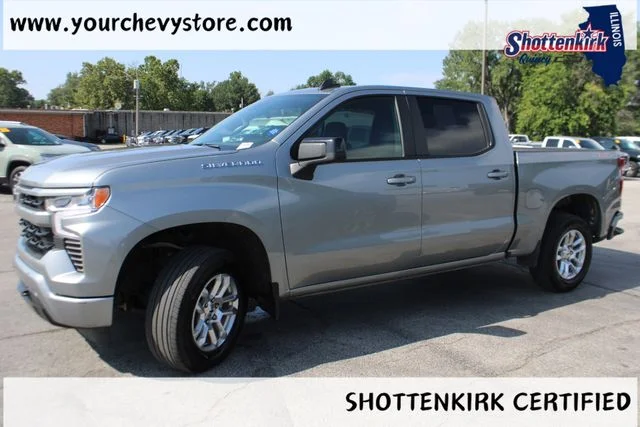 Used 2026 Gray Chevrolet RST image 2
