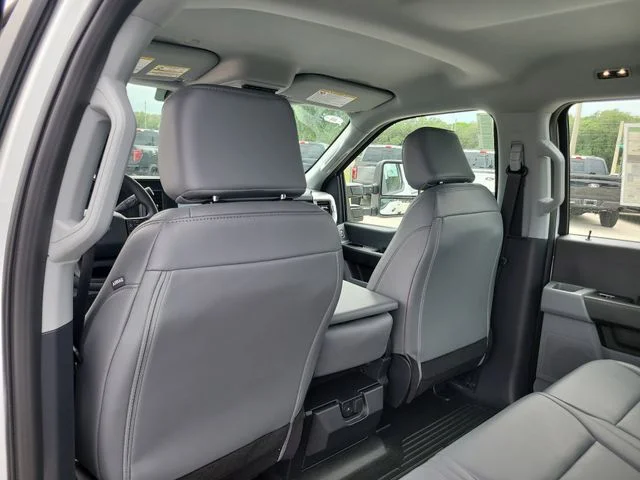 New 2026 Oxford White Ford XL image 13