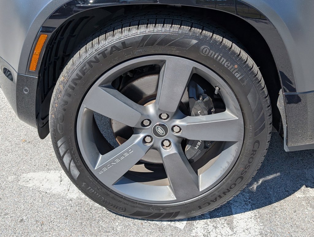 Certified Used 2023 Gray Land Rover Carpathian Edition image 34
