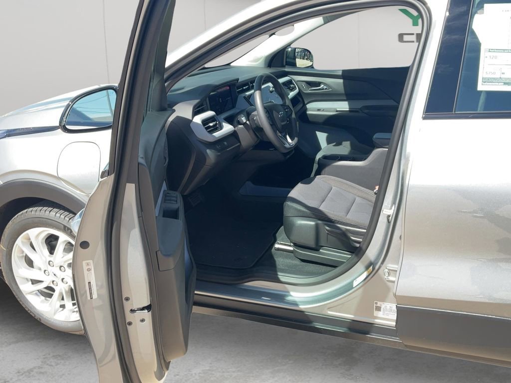 2027 Chevrolet Bolt LT - Photo 39