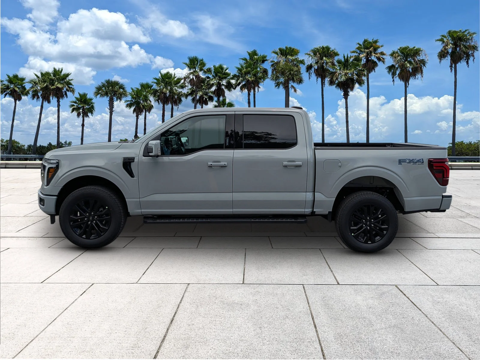 New 2026 Avalanche Ford Lariat® image 4