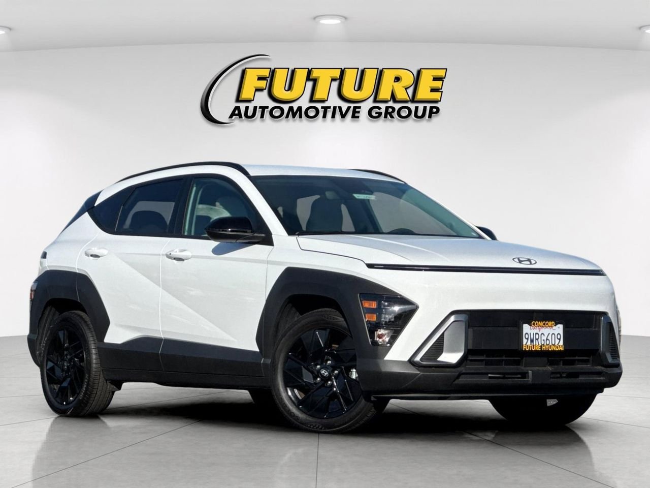 New 2026 White Hyundai SEL Sport FWD image 1
