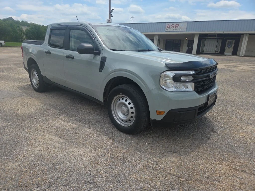 Certified Used 2023  Ford XL image 12
