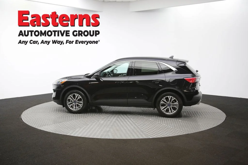 Used 2021 Black Ford SEL image 60