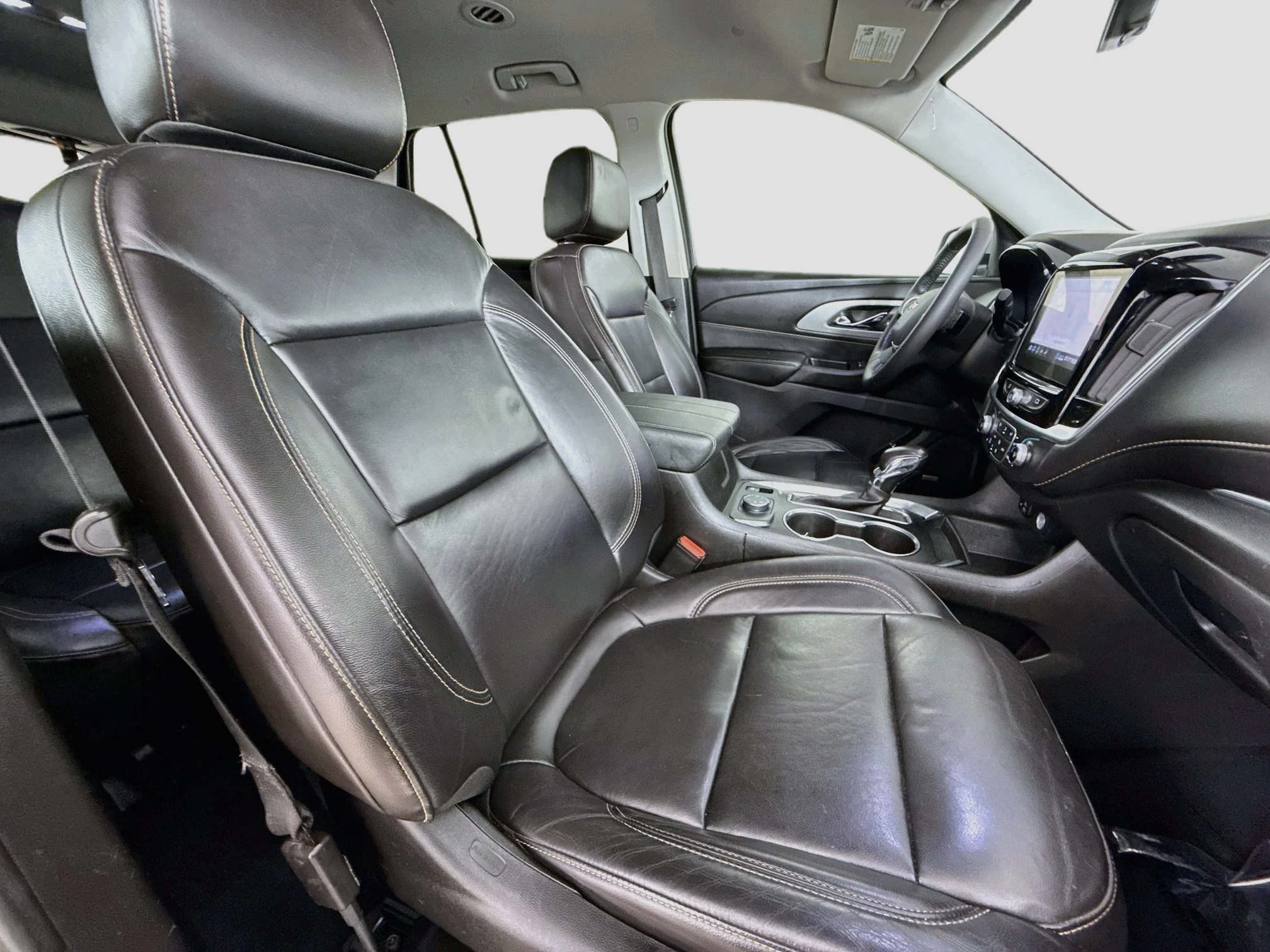 Used 2021 SILVER ICE METALLIC Chevrolet LT Leather image 31