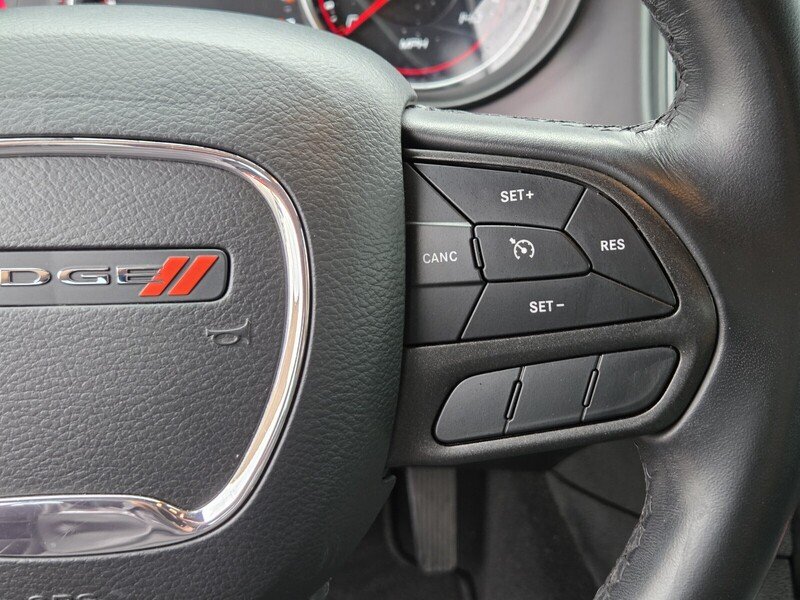 Used 2022 Orange Dodge SXT image 27