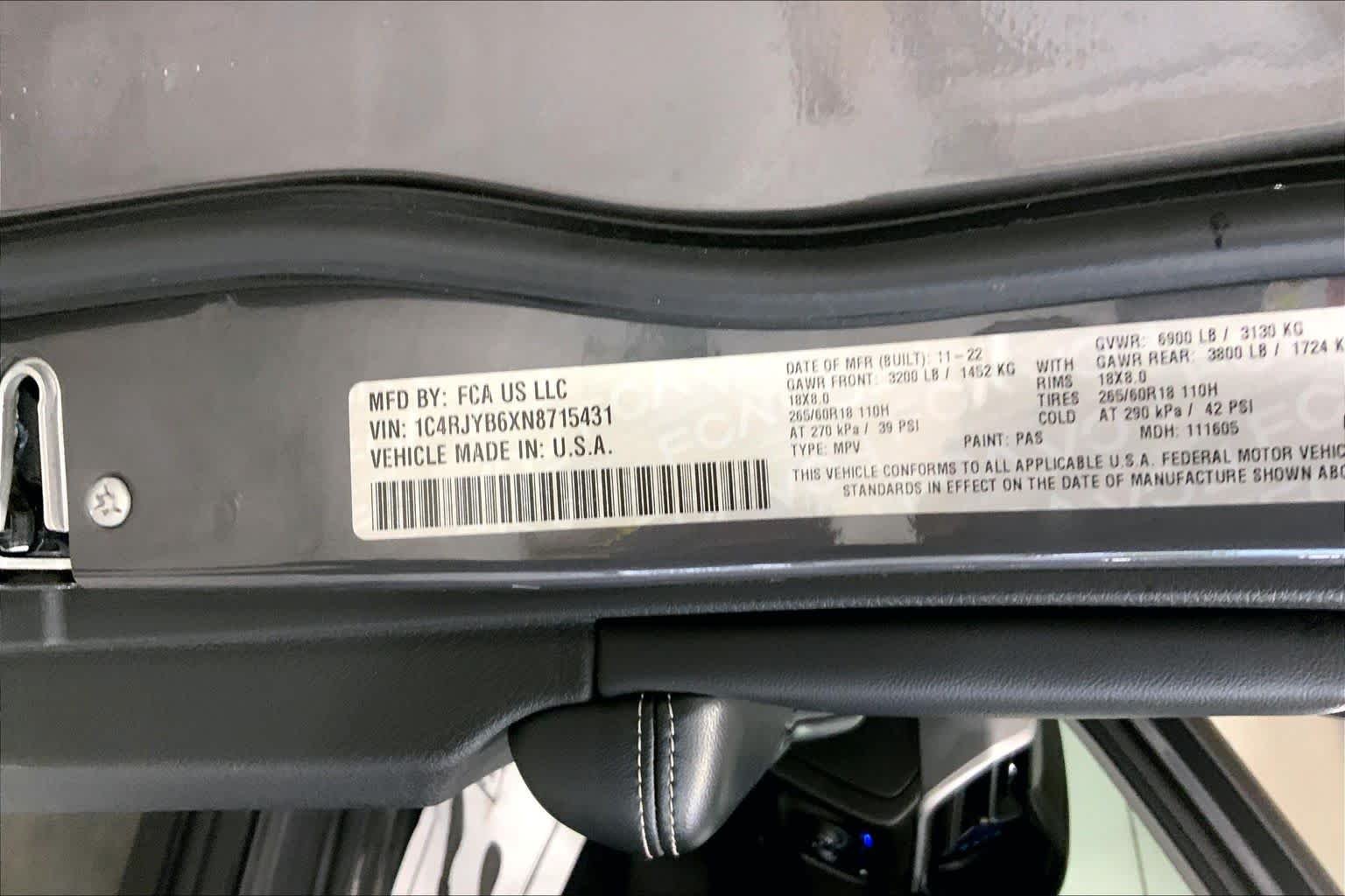 Used 2022 Baltic Gray Metallic Clearcoat Jeep  image 32