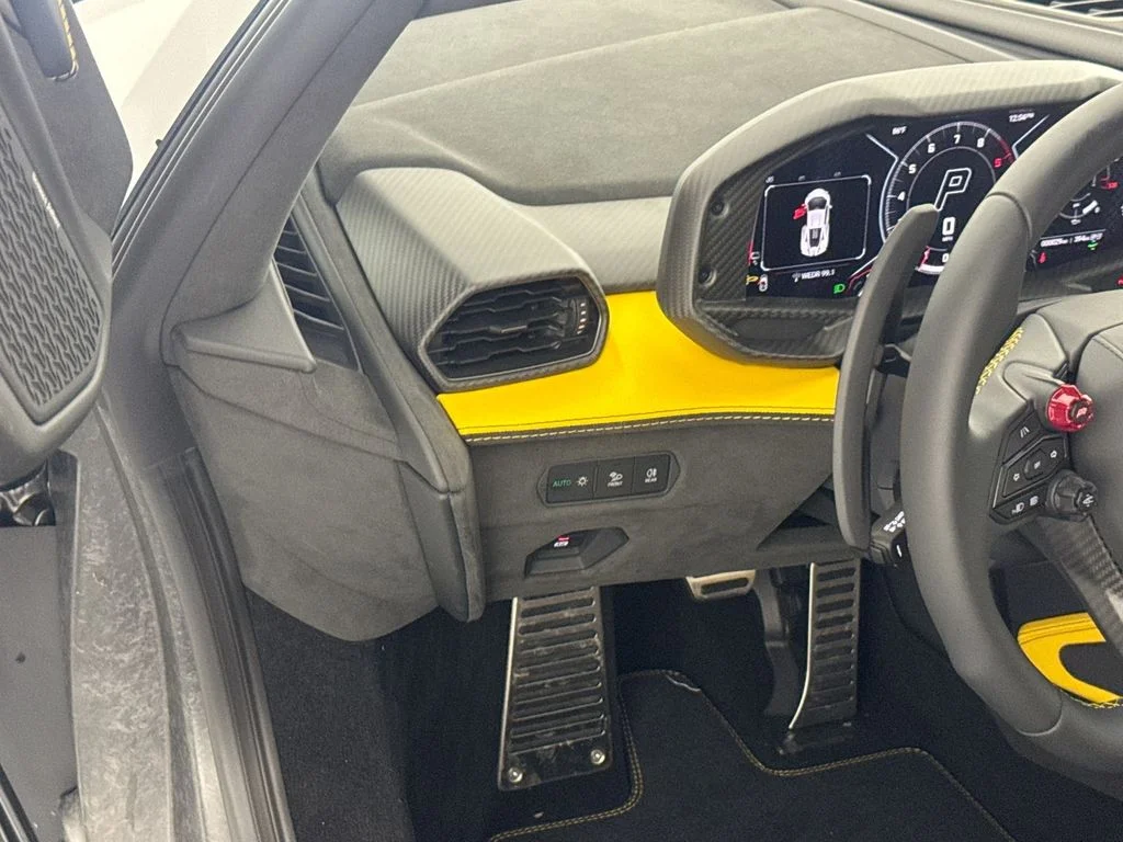New 2026  Lamborghini Base image 10