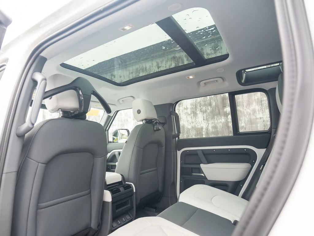 New 2026 White Land Rover S image 22