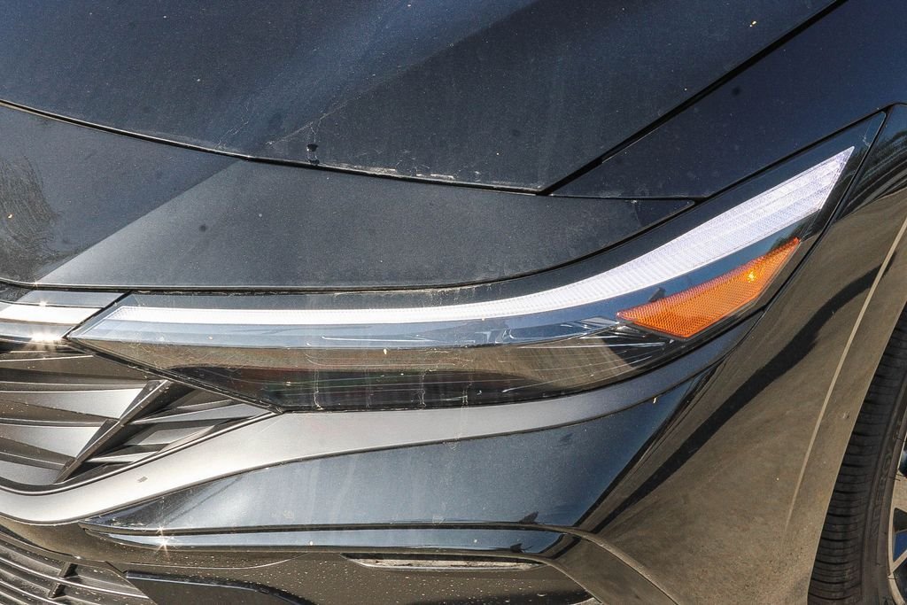 New 2026 Black Hyundai SEL Sport image 4