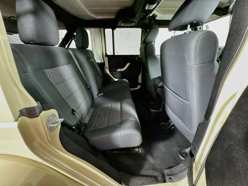 Used 2012 Beige Jeep Unlimited Sahara image 29
