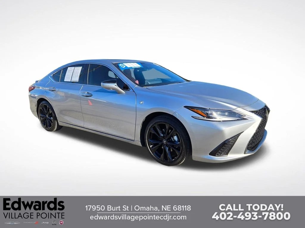 2023 Lexus ES 350 350 F SPORT Design's photo