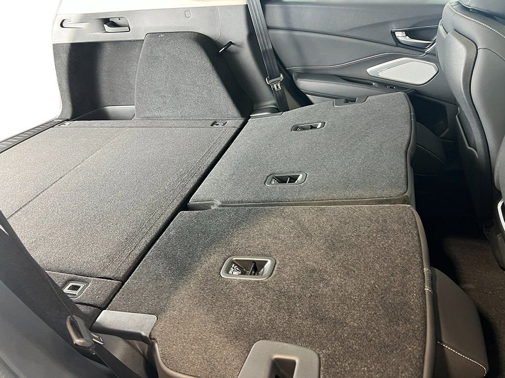 New 2026 Liquid Carbon Metallic Acura Technology Package image 36