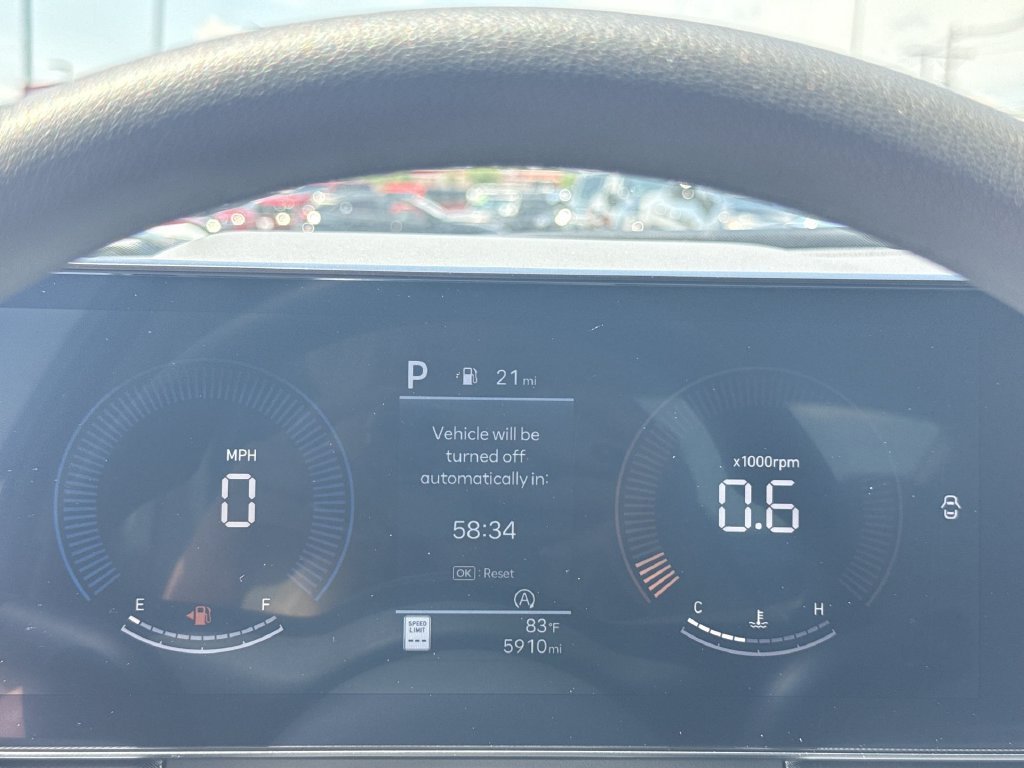 Used 2025 White Hyundai SE image 15