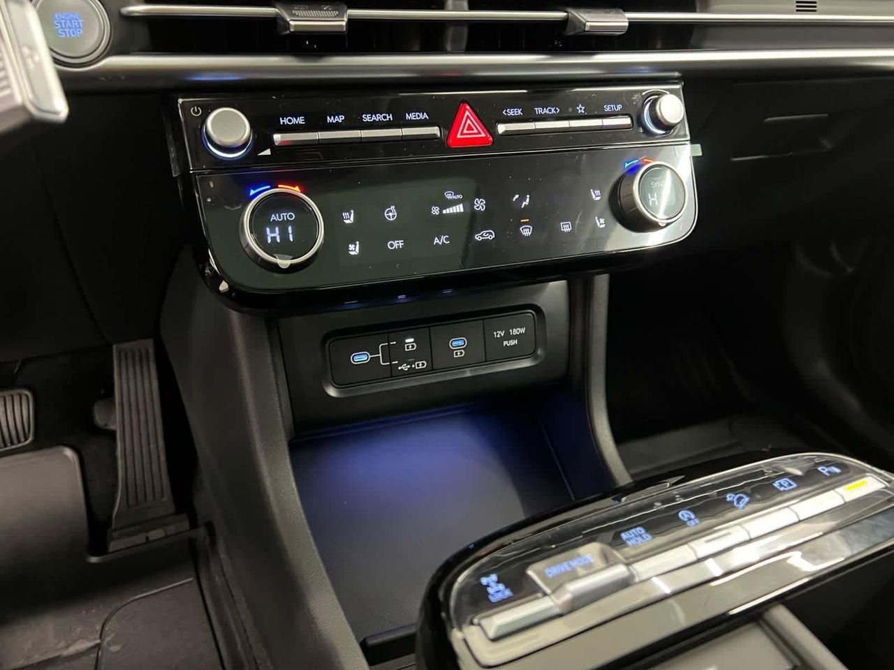 New 2026 Ecotronic Gray Matte Hyundai Limited AWD image 17