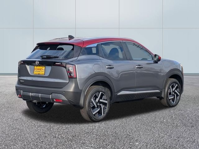 New 2026 Gun Metallic / Scarlet Ember Tintcoat Two-tone Nissan SV image 5