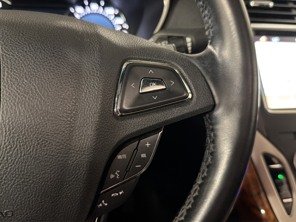 Used 2017 Gray Lincoln Reserve image 16