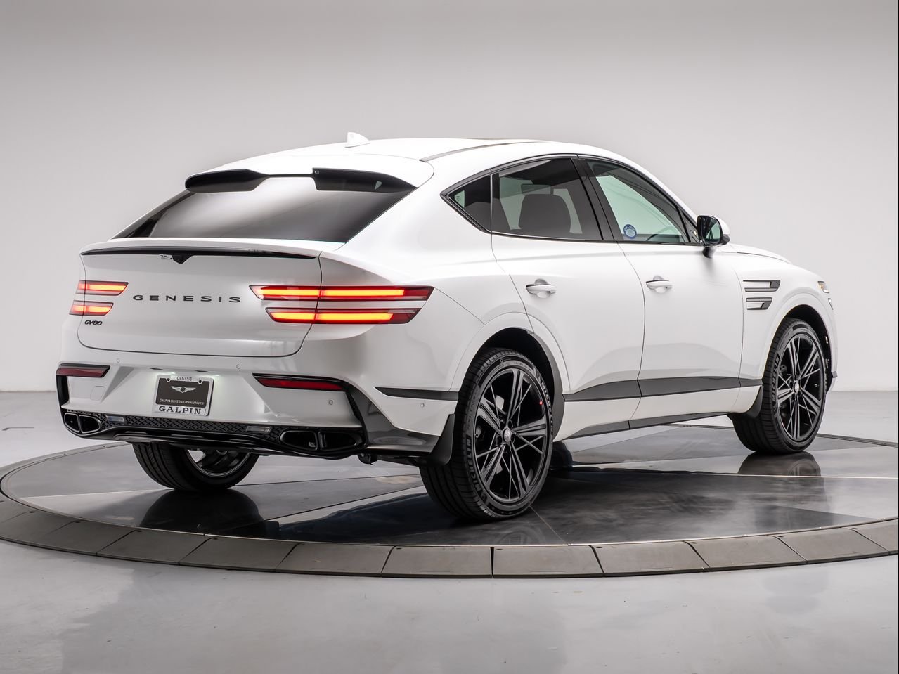 New 2026 Uyuni White Genesis 3.5T E-SC MHEV PRESTIGE BLACK image 5
