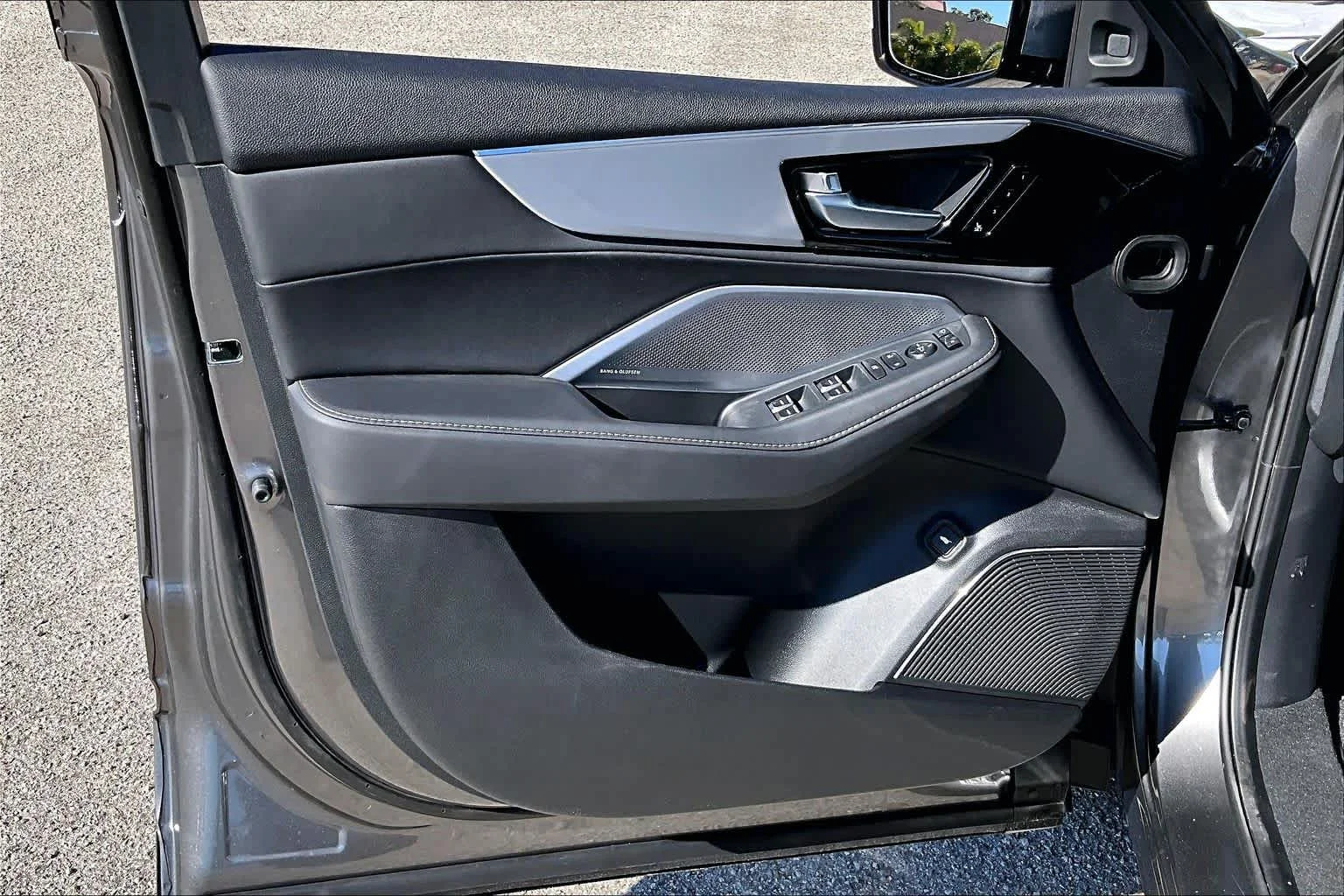 New 2026 Liquid Carbon Metallic Acura w/Technology Package image 10
