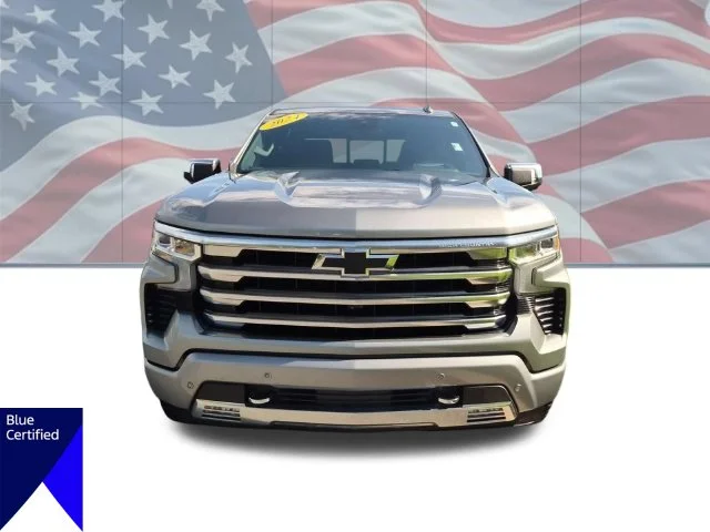 Used 2024 Gray Chevrolet High Country image 8