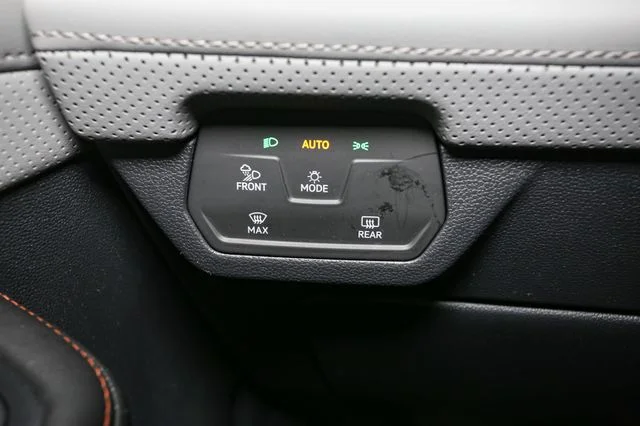 Used 2024 Gray Volkswagen 2.0T Peak Edition SE w/Technology image 37