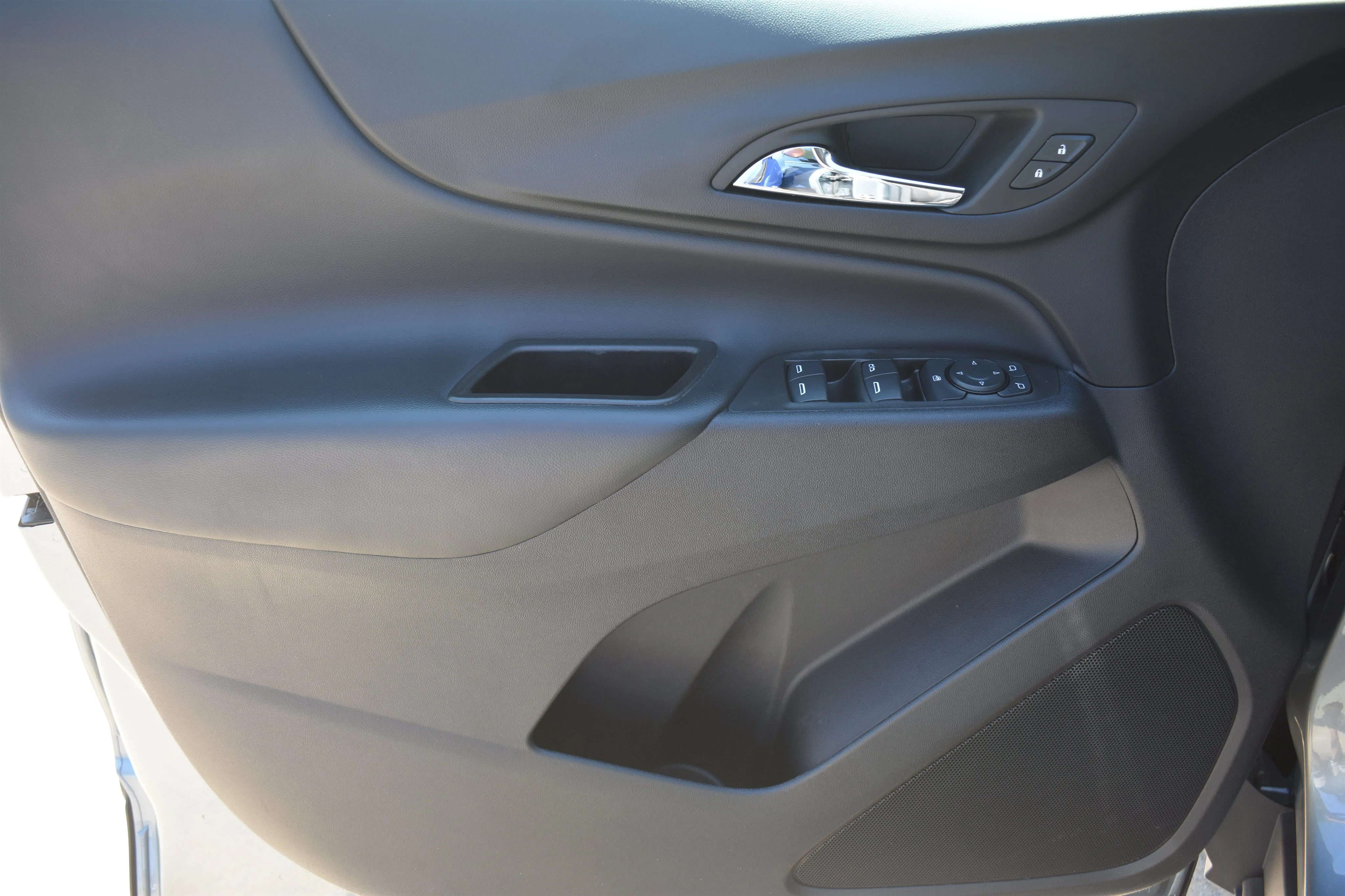 Used 2024 Sterling Gray Metallic Chevrolet LT image 12