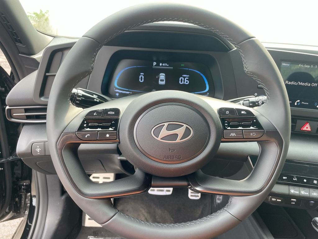 Certified Used 2025 Abyss Black Hyundai SEL Sport image 41