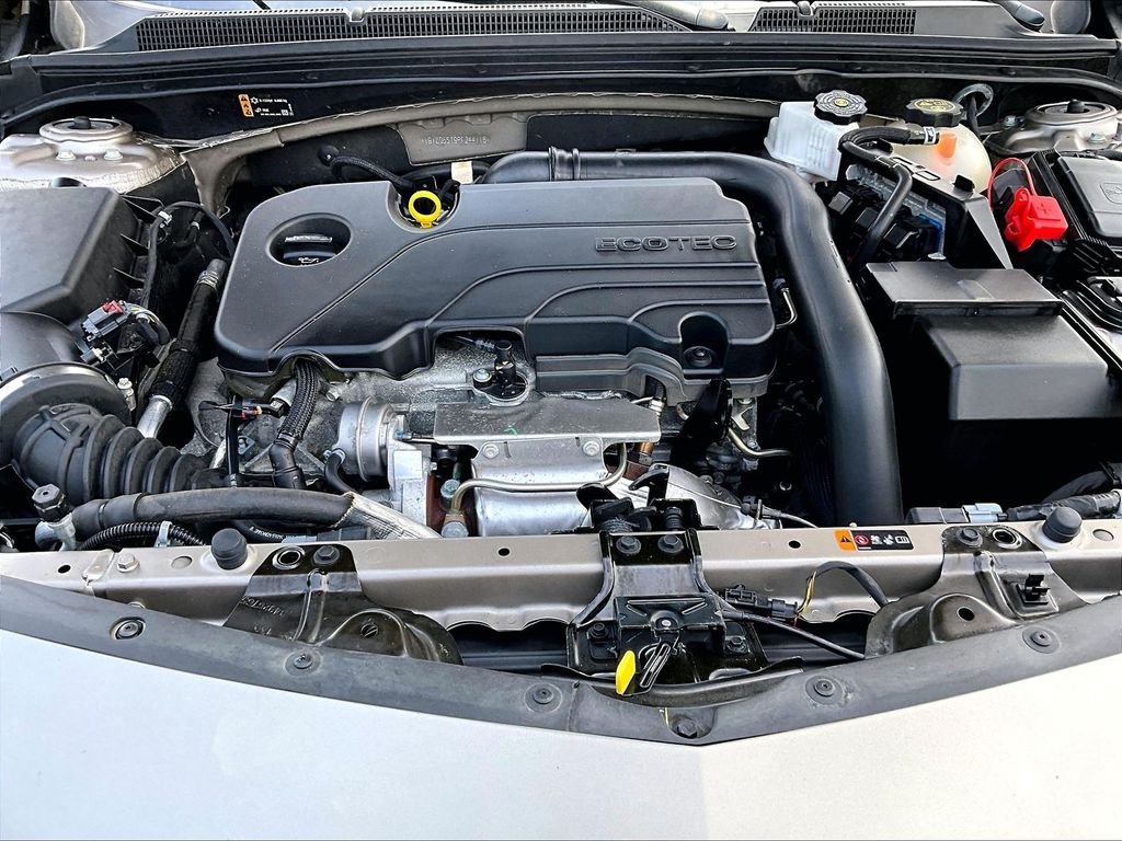 Used 2023 Gray Chevrolet LT image 29