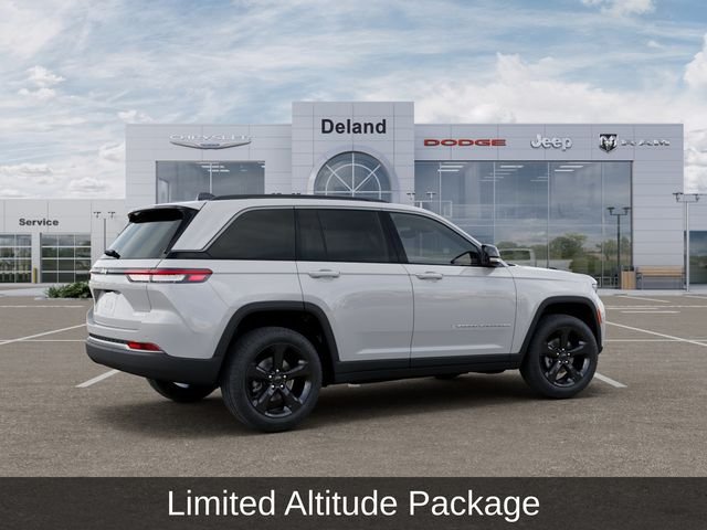 New 2026 Bright White Clear-Coat Exterior Paint Jeep Limited image 4