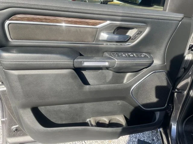 2020 RAM Ram 1500 Pickup Laramie - Photo 9