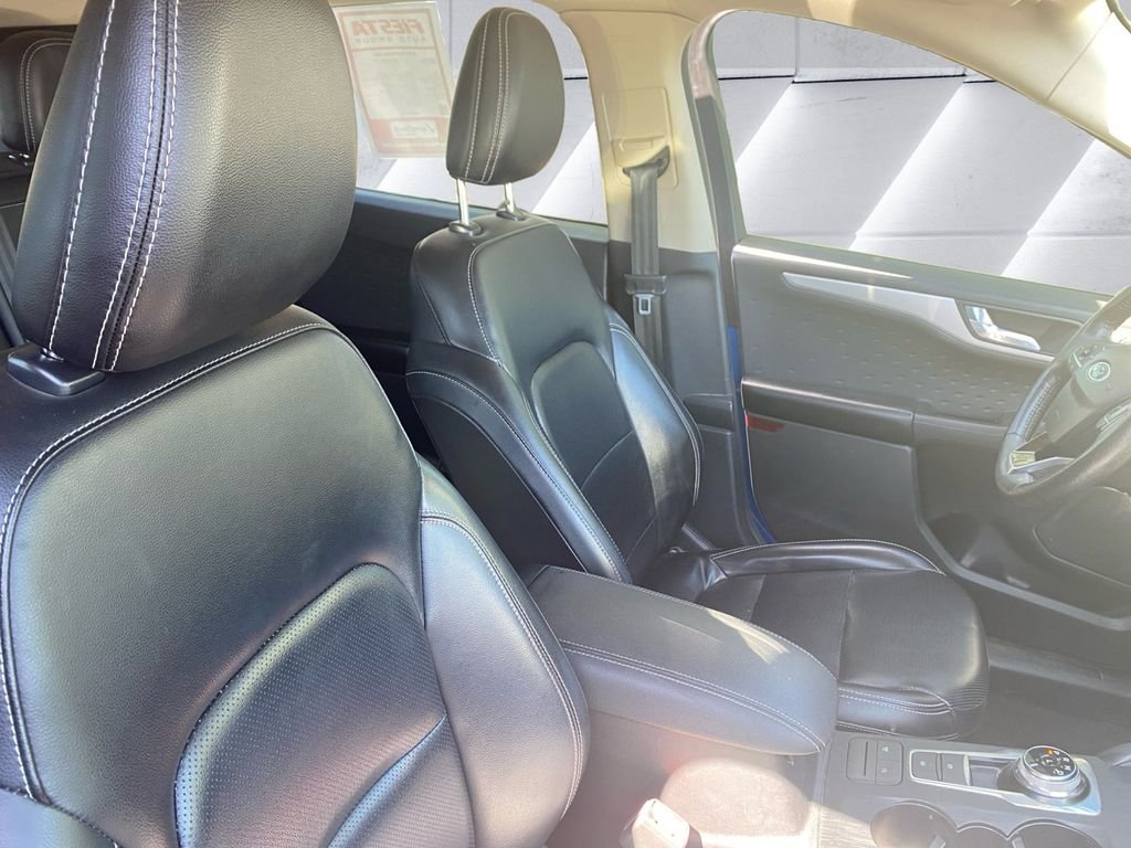 Used 2020 Blue Ford SEL image 14