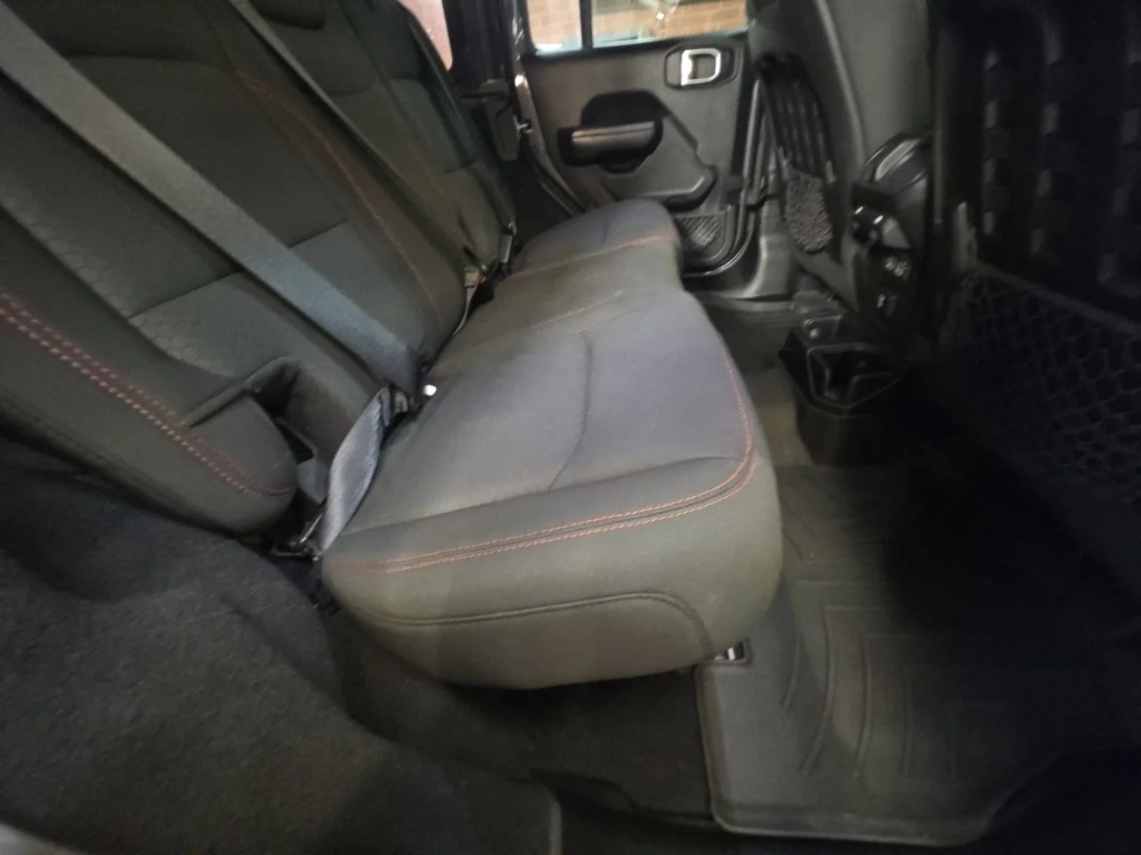 Used 2021 Gray Jeep Unlimited Rubicon image 27