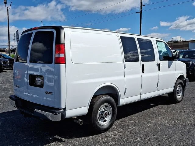 New 2025 Summit White GMC Work Van image 6
