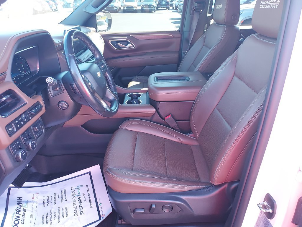 Used 2022 White Chevrolet High Country image 13