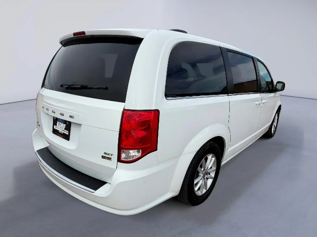 Used 2018 White Knuckle Clearcoat Dodge SXT image 5