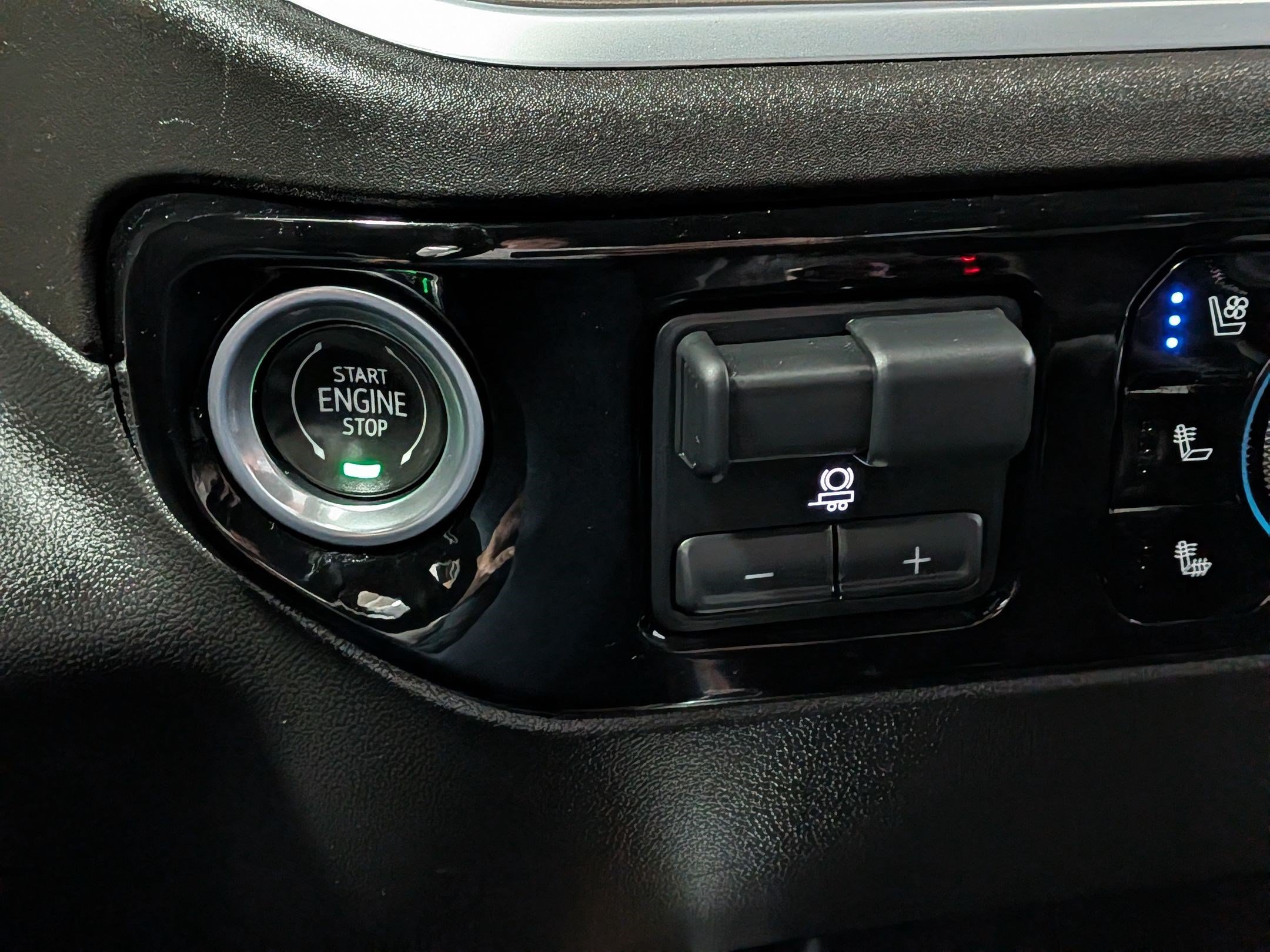 Used 2022 Dark Ash Metallic Chevrolet High Country image 24