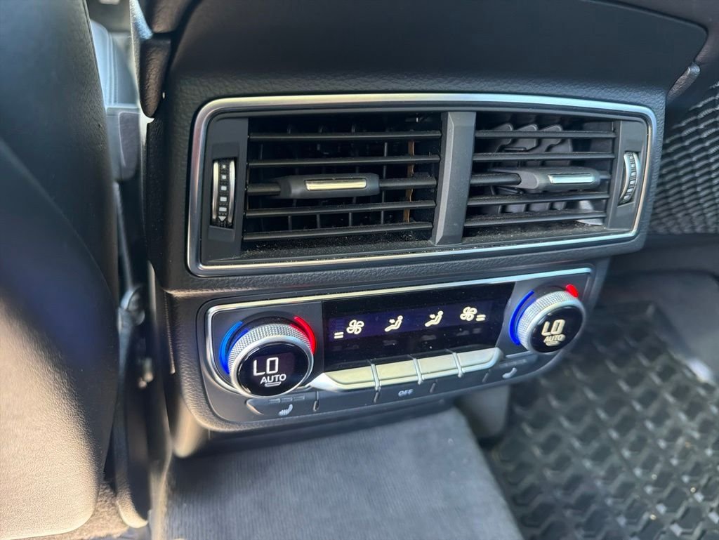 Used 2018  Audi 3.0T Prestige image 21