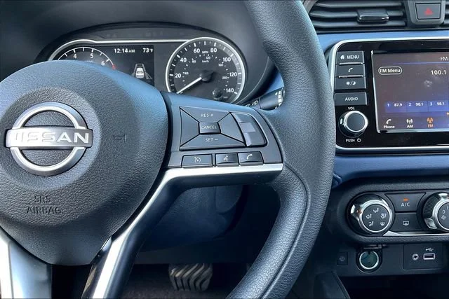 2025 Nissan Versa Sedan SV - Photo 19