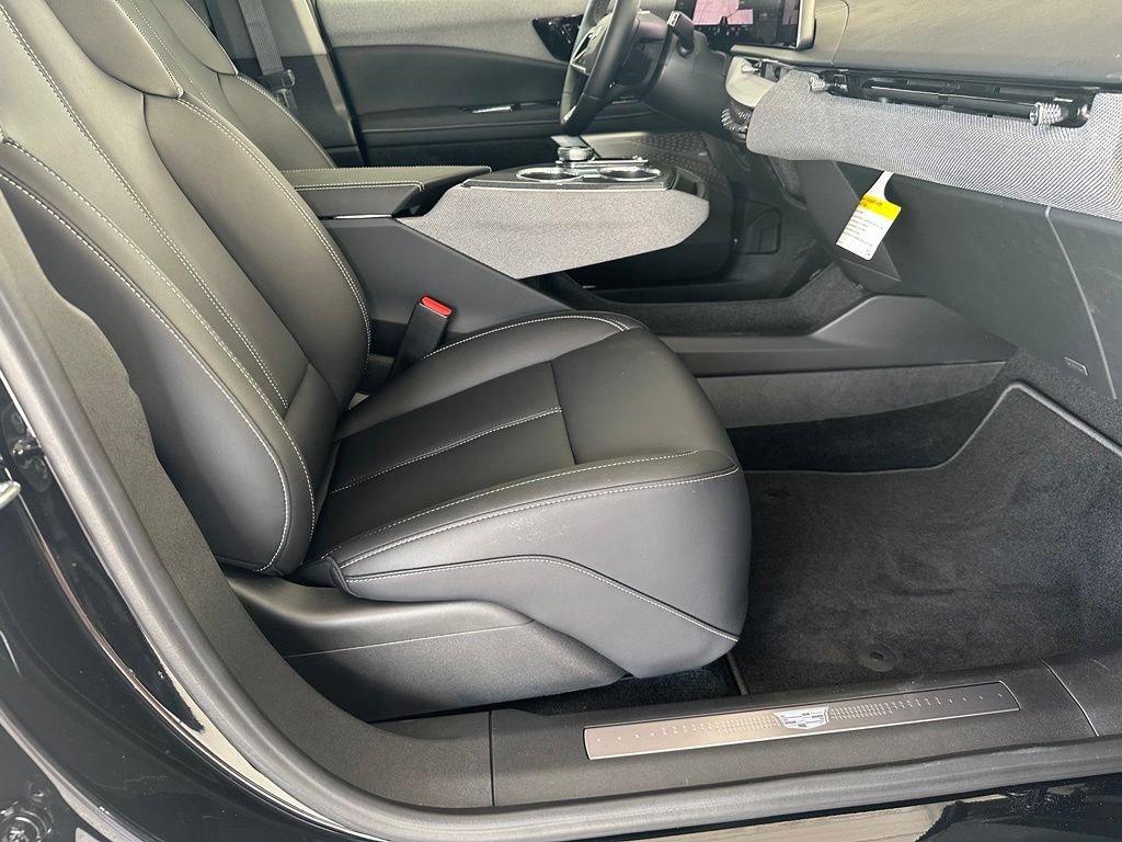 2026 Cadillac OPTIQ Luxury - Photo 36