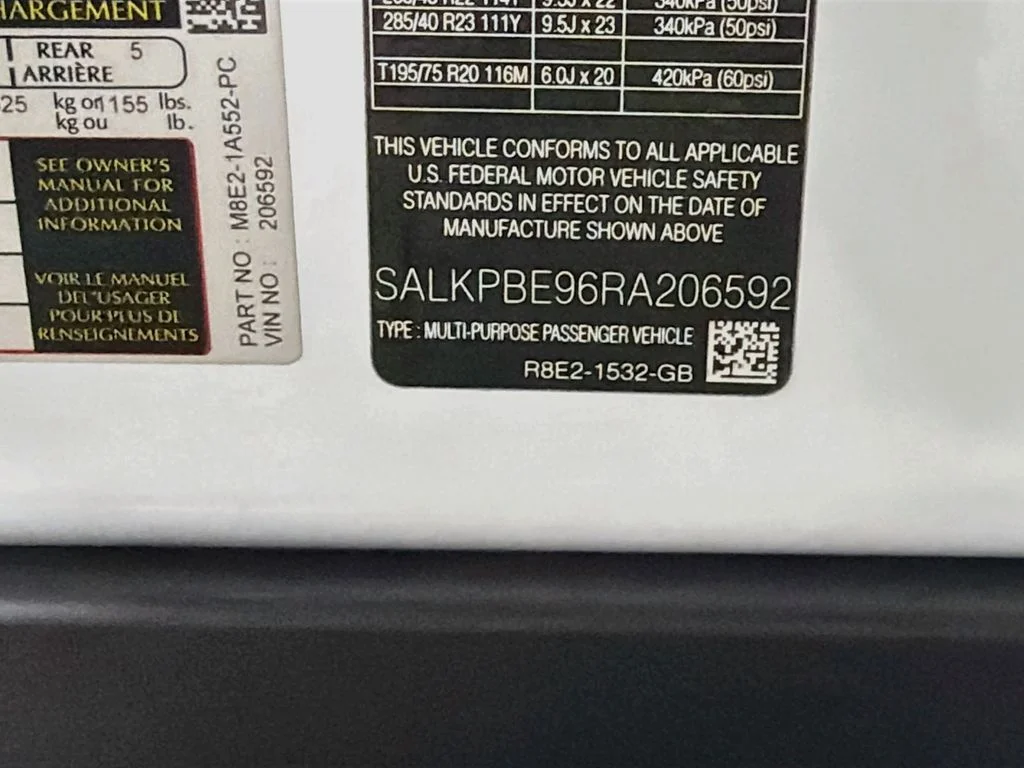 Certified Used 2024 White Land Rover SE image 36