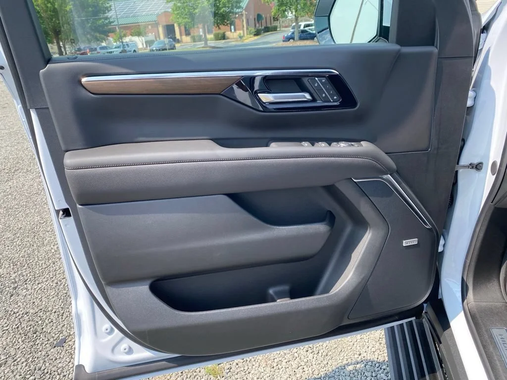 2026 Chevrolet Tahoe High Country - Photo 9