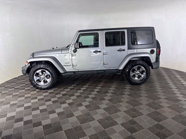 Used 2016 Silver Jeep Unlimited Sahara image 12