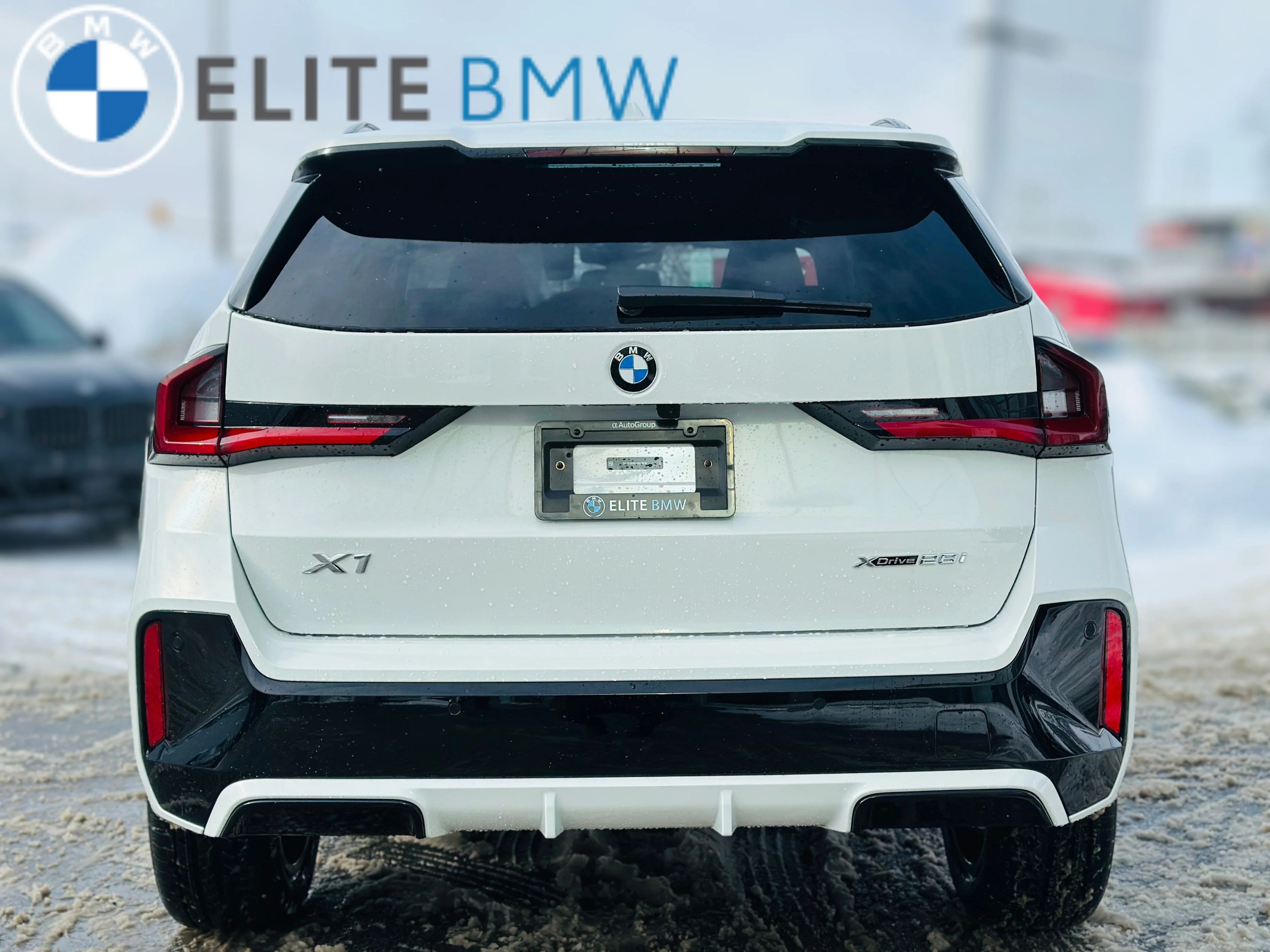 Used 2026 Alpine White Non-Metallic BMW xDrive28i image 31
