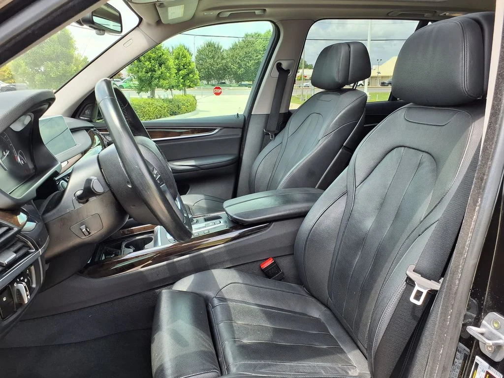Used 2016 Black BMW xDrive35i image 16