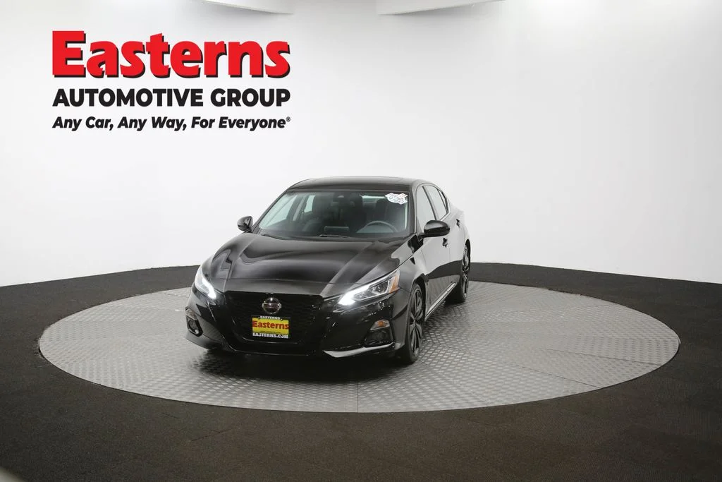 Used 2022 Black Nissan 2.5 SR image 51