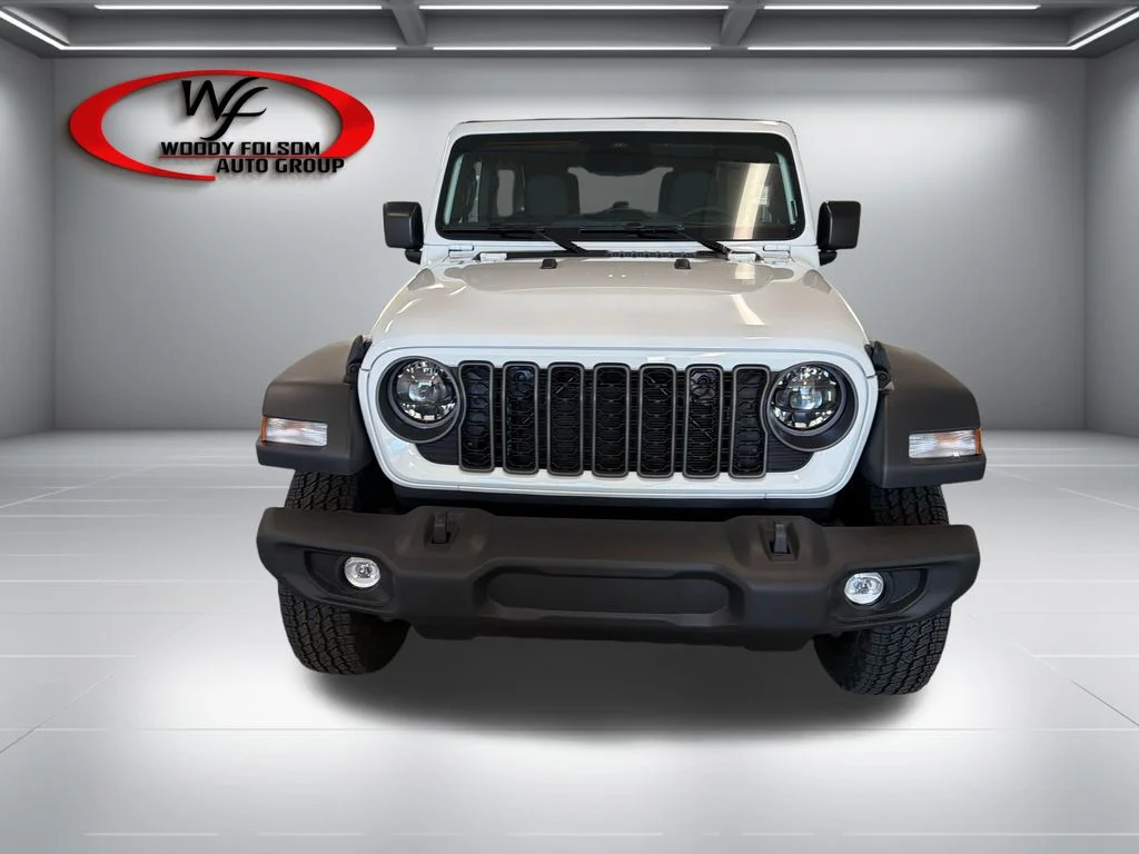 New 2027 White Jeep Sport image 2