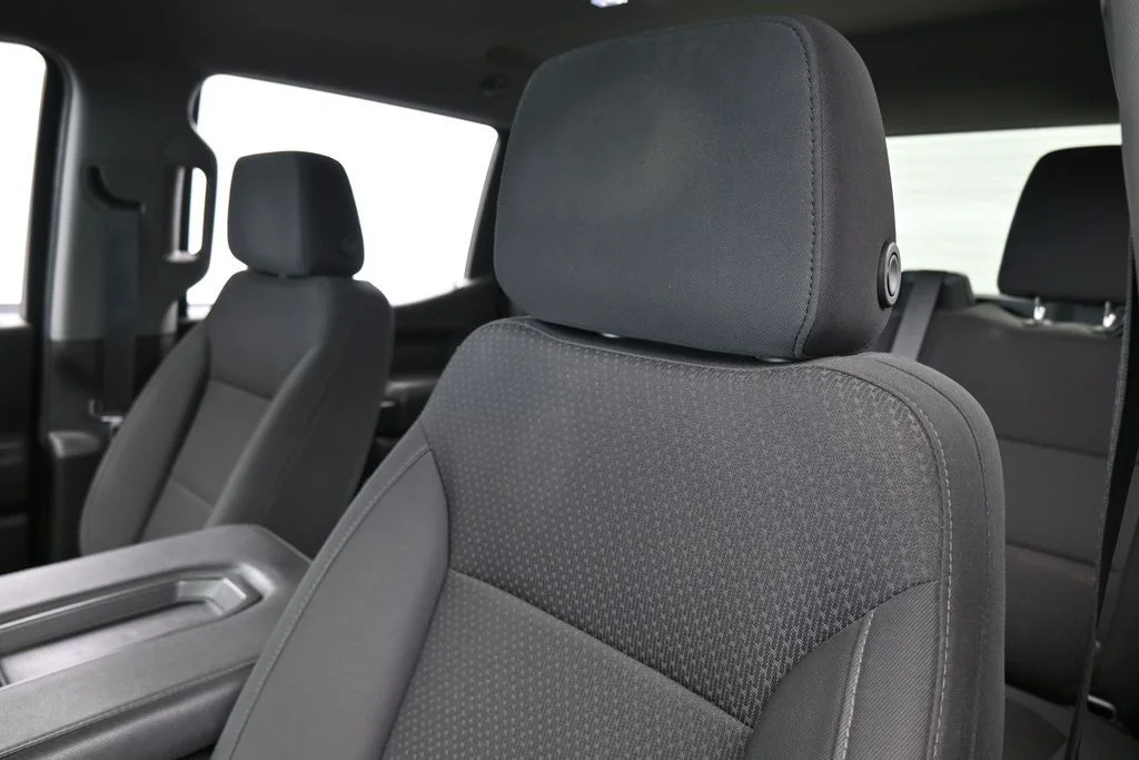 Used 2021 Summit White Chevrolet Custom Trail Boss image 17