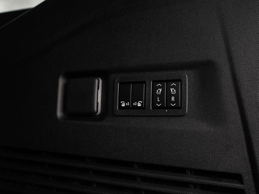 2026 GMC Yukon XL Denali - Photo 9