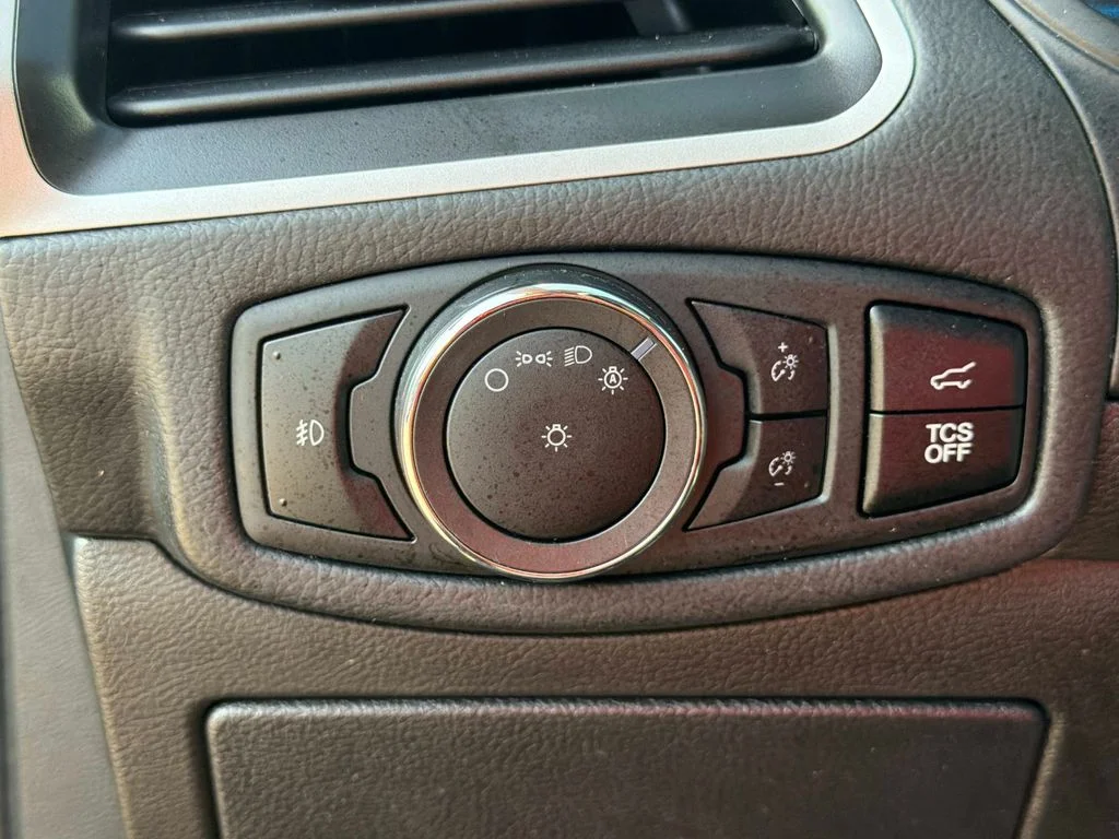 Used 2024 Agate Black Metallic Ford SEL image 32