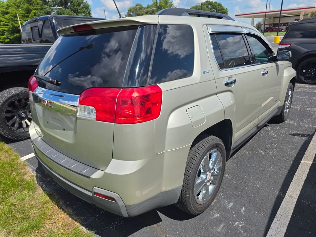 Used 2014 Champagne Silver Metallic GMC SLT-1 image 4